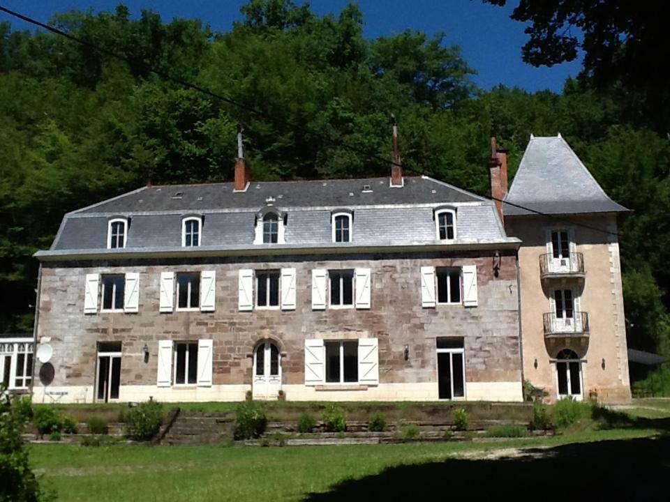 Apartamento La Tour Du Chambon Brignac-la-Plaine Exterior foto